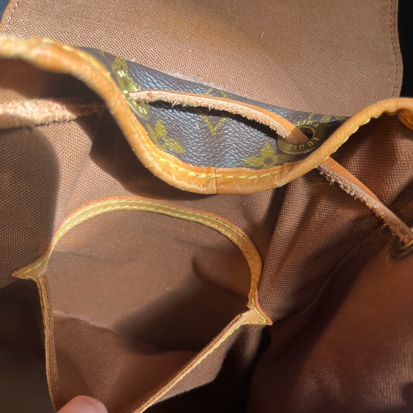 LOUIS VUITTON Vintage Monogram Montsouris PM Leather Backpack LV - Picture 4 of 14